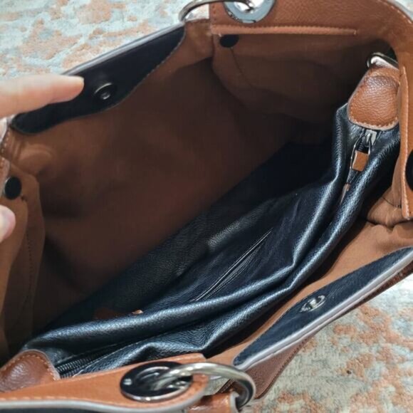 Clarks Black and Brown Leather Purse with Removable Clutch - Picture 6 of 13